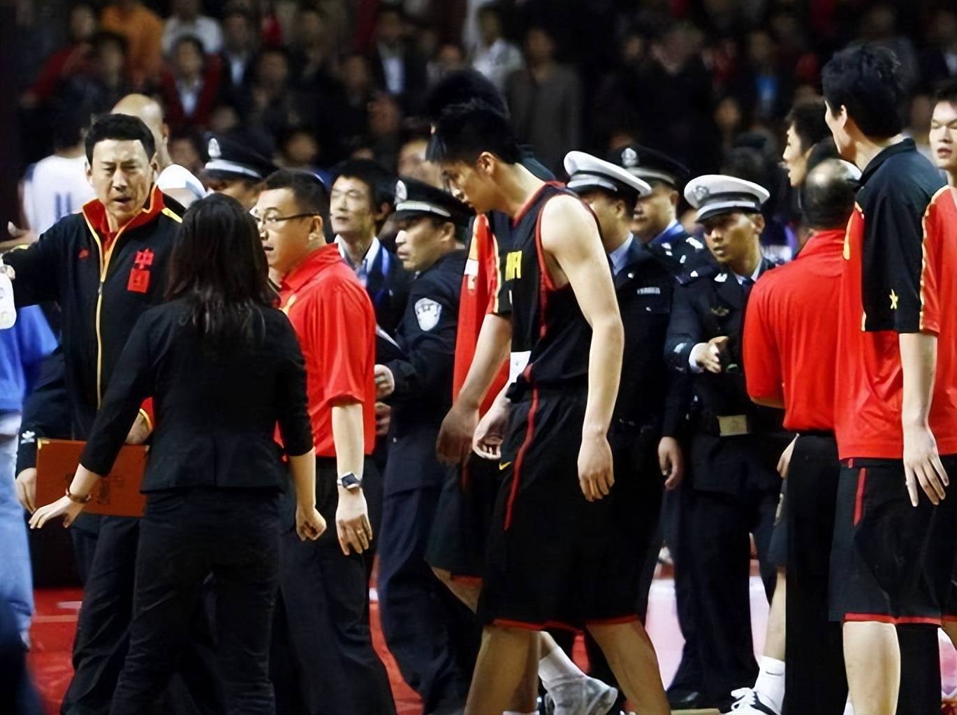 包含拳击队主教练发声,誓言带队登顶的词条 包含拳击队主教练发声,誓言带队登顶的词条