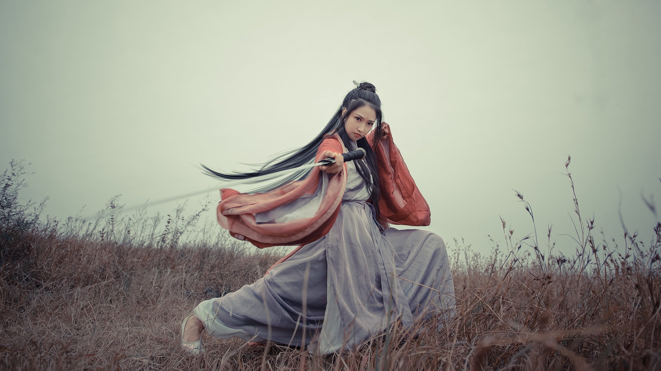 暗夜与黎明,红牛二队的逆袭与周冠宇的破晓时刻