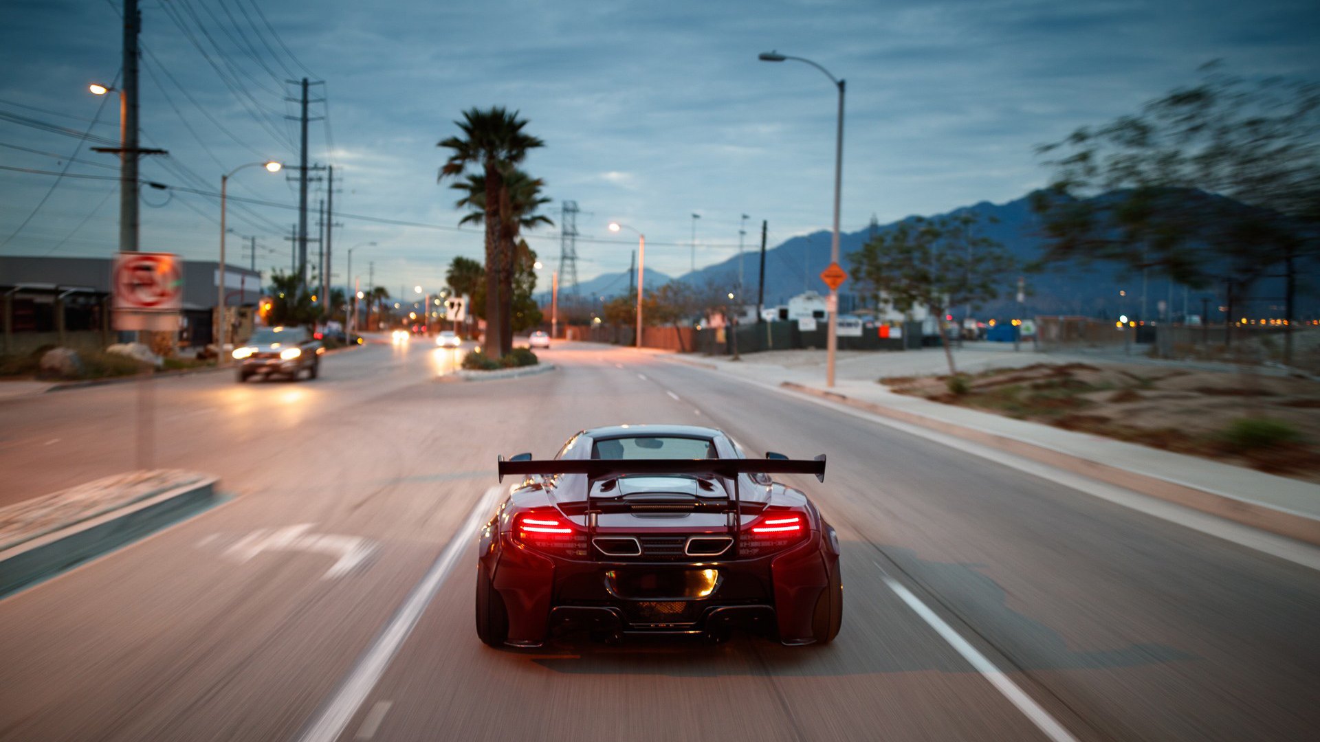 绿茵场上的颠覆，牙买加的傲慢与哈弗茨的救赎